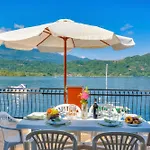 Red House Terrace Private - Happy * Baveno
